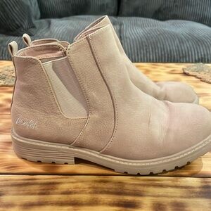 Kids Blowfish ankle boots
